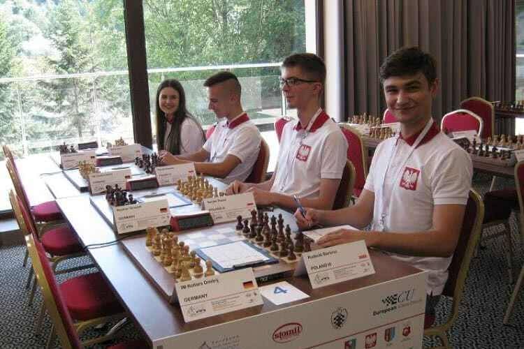 W Rymanowie walczyli juniorzy w szachach klasycznych