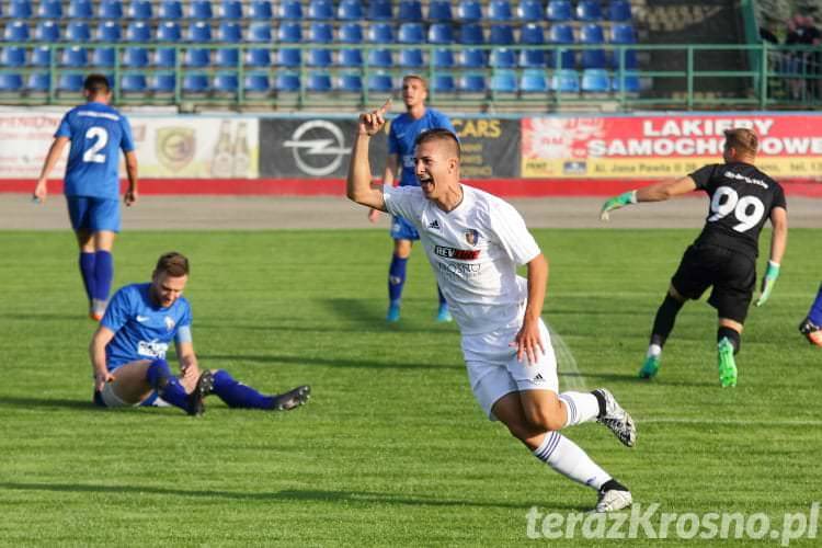 Karpaty Krosno -  Unia Tarnów 4:1 