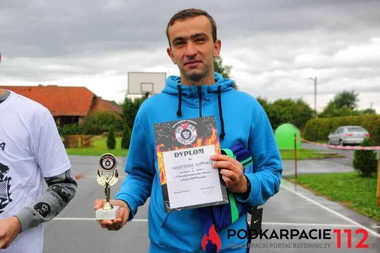 Zawody "najtwardszy strażak" we Wrocance