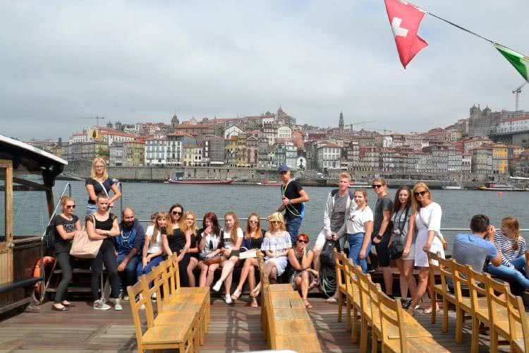 Uczyli się fryzjerstwa w Portugalii 