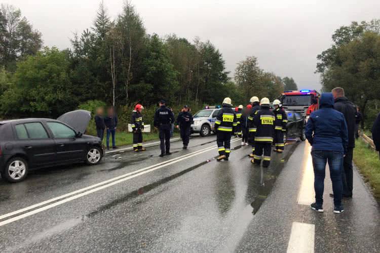 Zderzenie volkswagena i renault w Tylawie