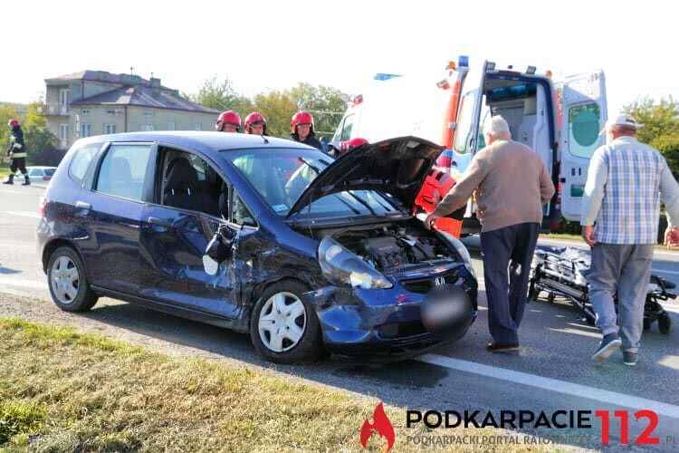 Zderzenie trzech samochodów w Rogach