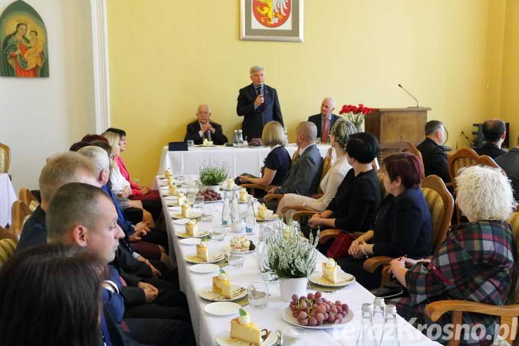 Krosno. Prezydent przyznał nagrody nauczycielom i dyrektorom