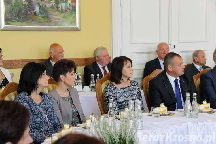 Krosno. Prezydent przyznał nagrody nauczycielom i dyrektorom