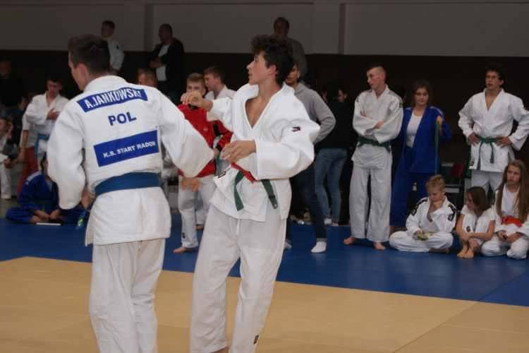 Judocy UKS 15 Krosno z 11 medalami