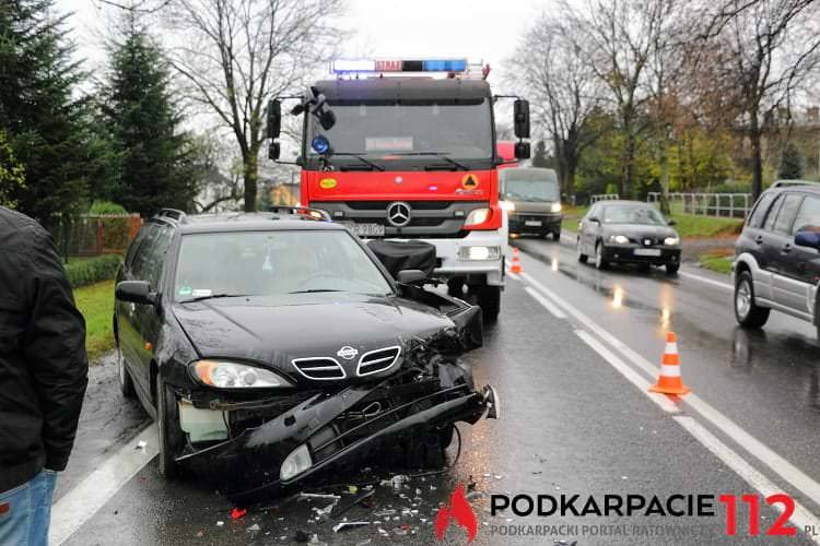 Zderzenie osobówki z lawetą w Miejscu Piastowym