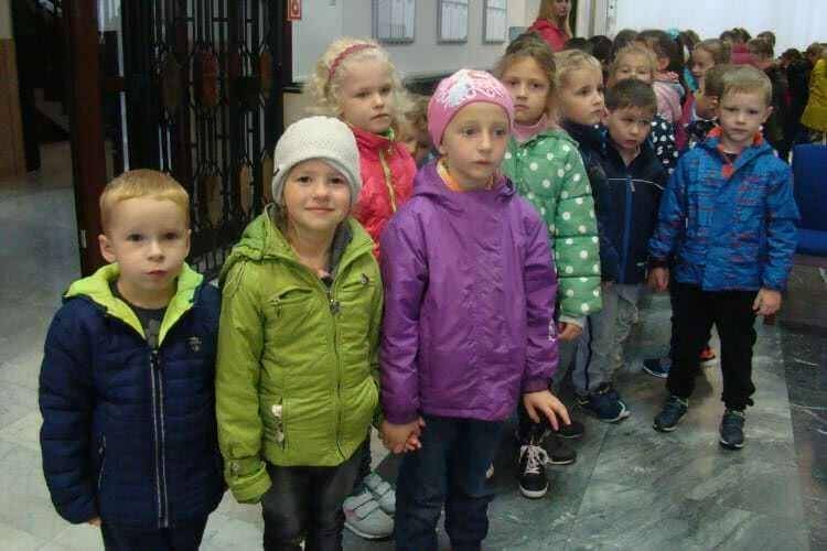 Dzieciaki odwiedziły oddział banku w Krośnie