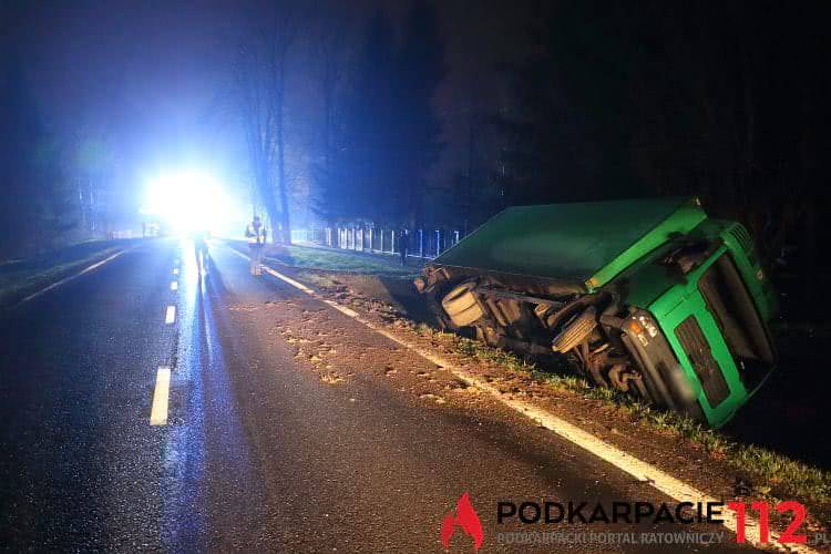 Śmiertelny wypadek w Moderówce. Pieszy potrącony przez ciężarówkę