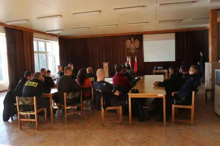 Policjanci w Krośnie doskonalili technikę jazdy