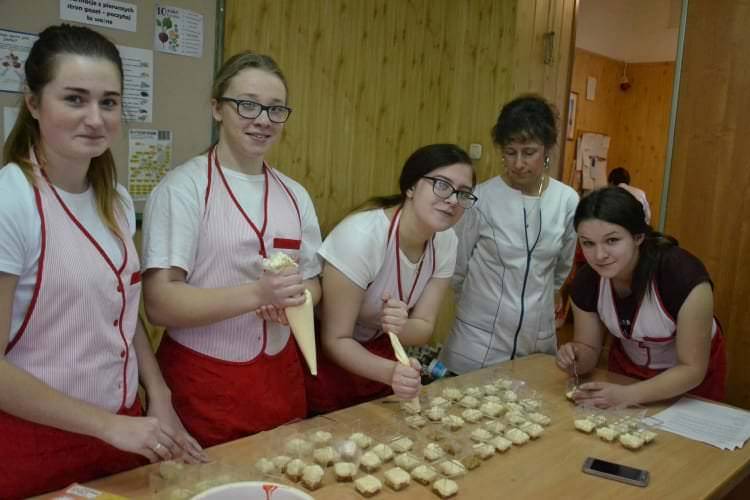 Uczniowie ZSP Nr 2 w Krośnie odbyli zagraniczne staże 