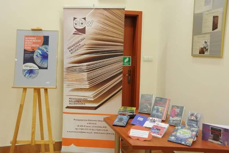 Konferencja "100 wskazówek na promocję działań biblioteki na rzecz bezpieczeństwa w sieci"