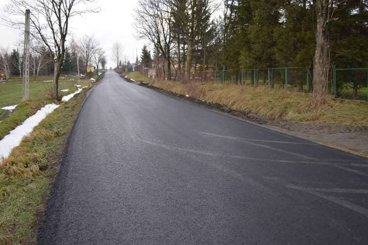 Remont drogi w Miejscu Piastowym zakończony