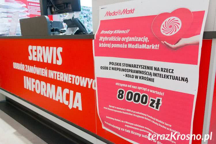 8000 zł dla PSONI Krosno od MediaMarkt