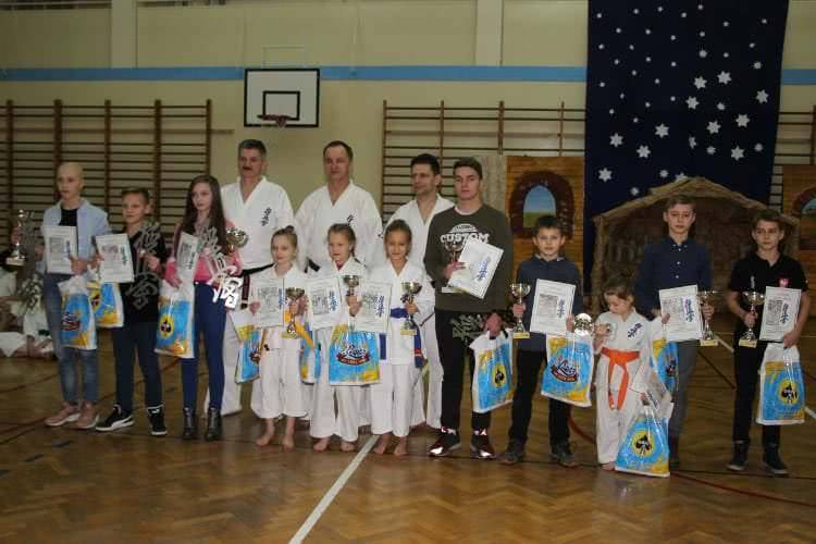 Podsumowanie startów zawodników Krośnieńskiego Klubu Kyokushin Karate