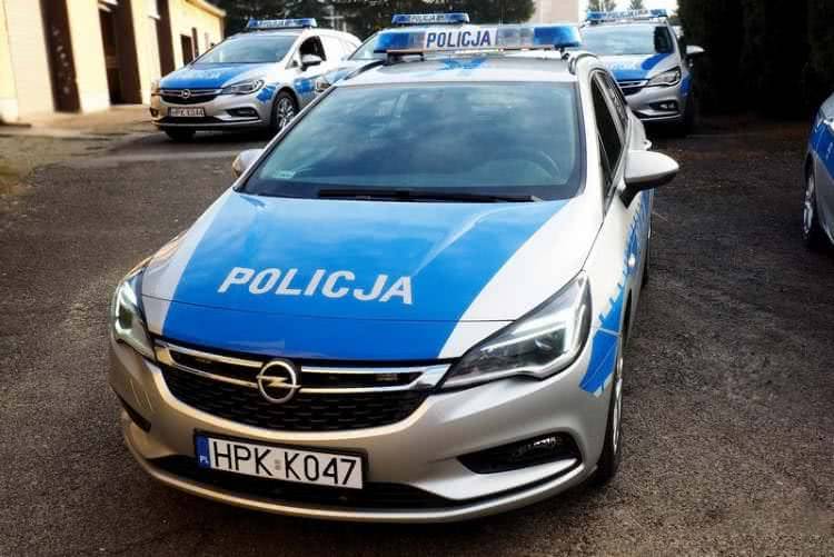 Policjanci wzbogacili się o nowe radiowozy