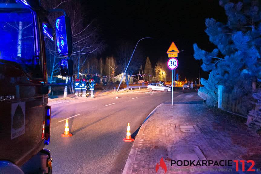 Samochód rozbity, a kierowcy brak
