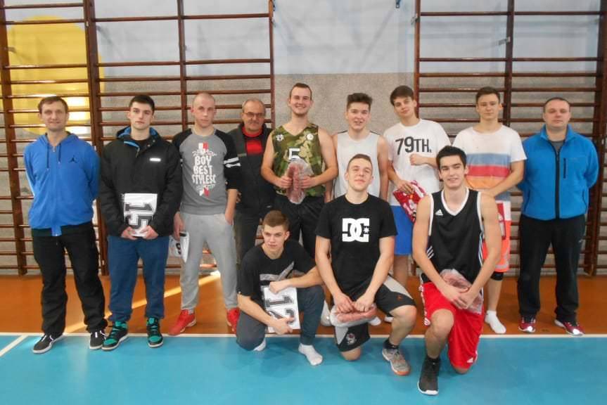 Pod Niebyle zwycięzcą Turnieju Trójek Koszykarskich