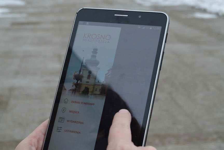 Odkryj Krosno z aplikacją mobilną