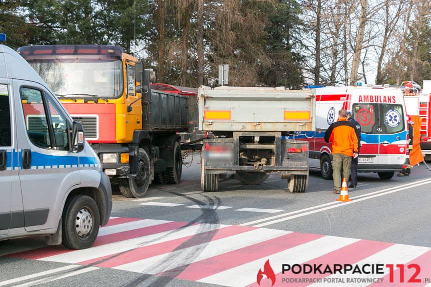 Śmiertelny wypadek w Krośnie. Nie żyje pieszy