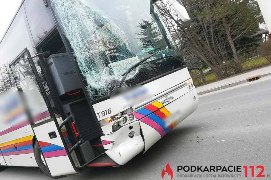 Iwonicz. Dwie kolizje niemal jednocześnie