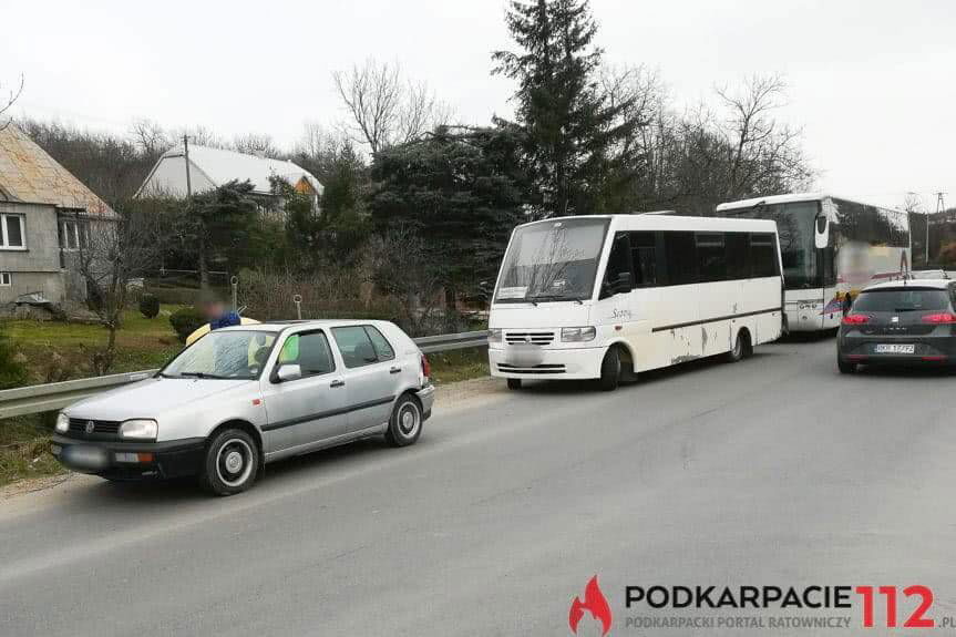 Iwonicz. Dwie kolizje niemal jednocześnie