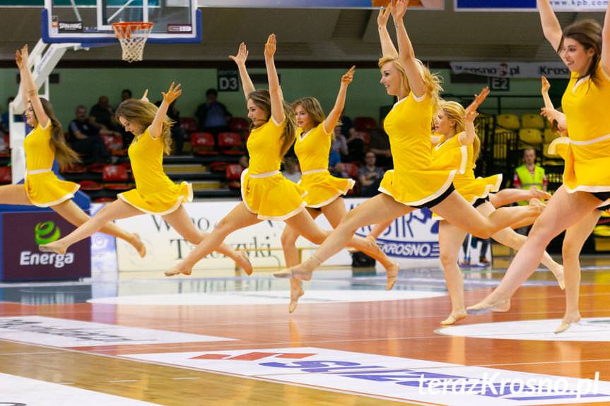 Fragolin Cheerleaders podczas meczu Miasta Szkła Krosno Fragolin Cheerleaders podczas meczu Miasta Szkła Krosno 