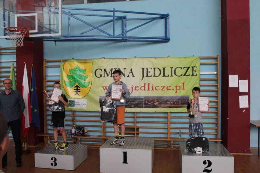 Zawody Strzeleckie i Turniej Szachowy odbyły się w Jedliczu