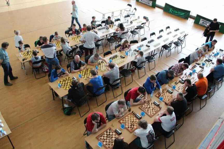 Zawody Strzeleckie i Turniej Szachowy odbyły się w Jedliczu