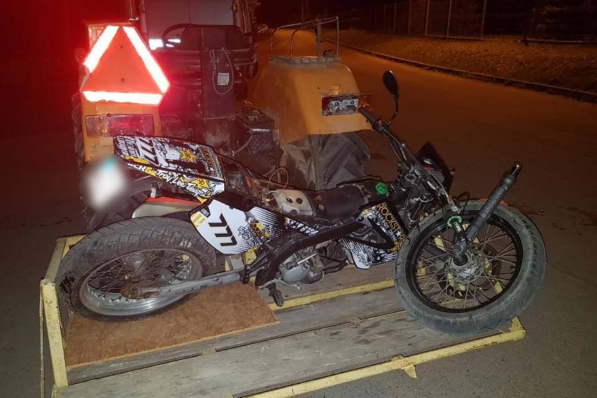 20-latka wymusiła pierwszeństwo na motorowerzyście