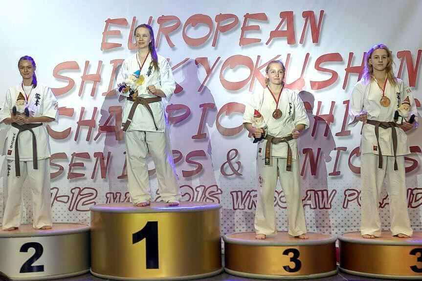 Brąz dla Dominiki i Filipa podczas  Mistrzostw Europy Karate Shinkyokushin
