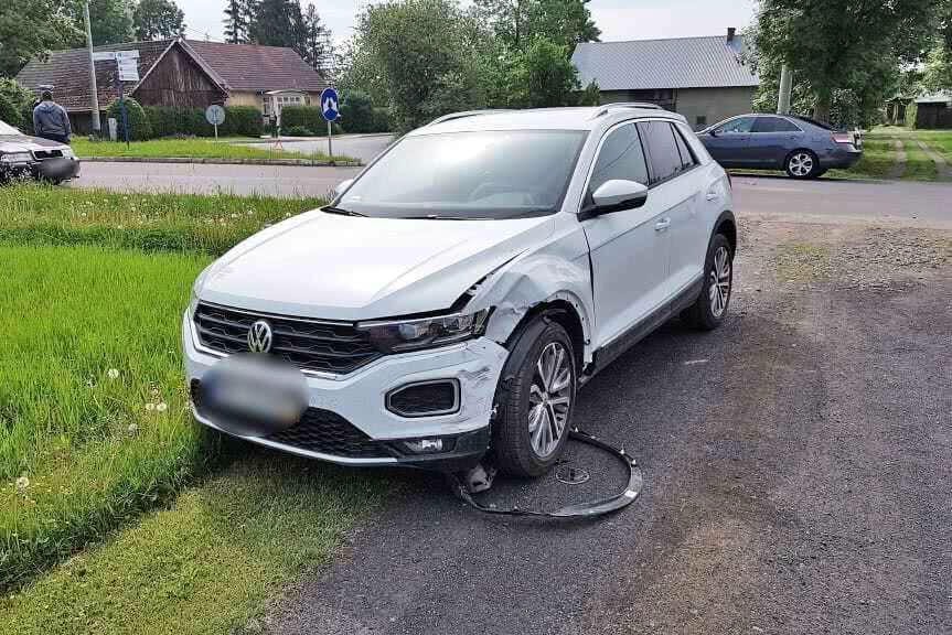 Zderzenie seata i volkswagena w Odrzykoniu