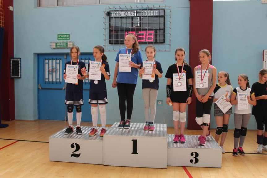 Siatkarki GOSiR Jedlicze w finale Kinder Sport