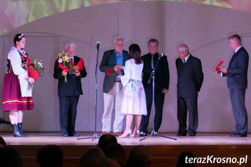 Jedlicze. Uroczystości nadania praw miejskich i Dnia Samorządu Terytorialnego