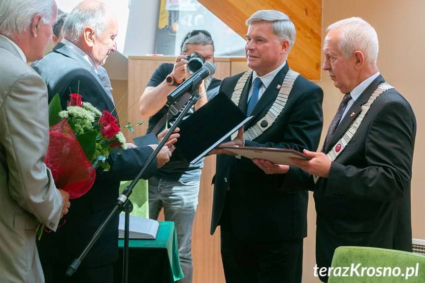 Krosno. Nagrody i medale dla najbardziej zasłużonych