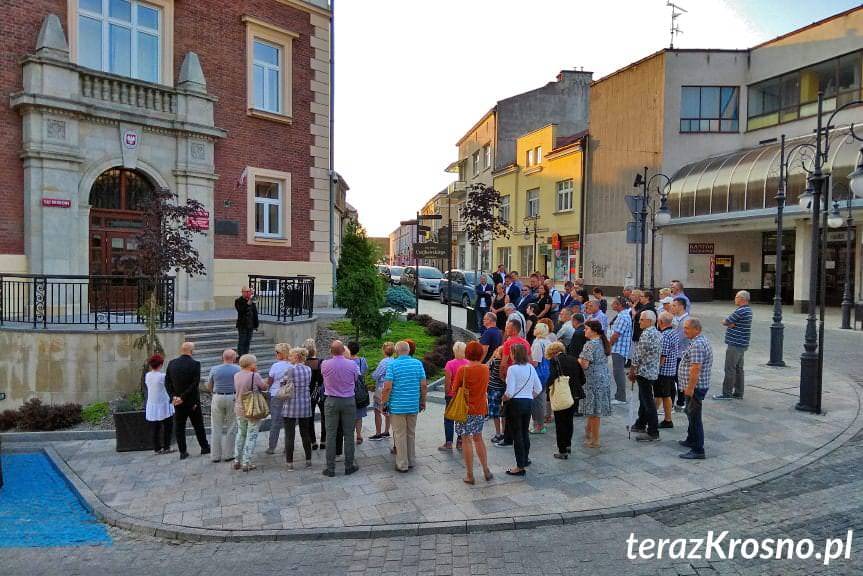 "Europo, nie odpuszczaj". Pikieta w Krośnie