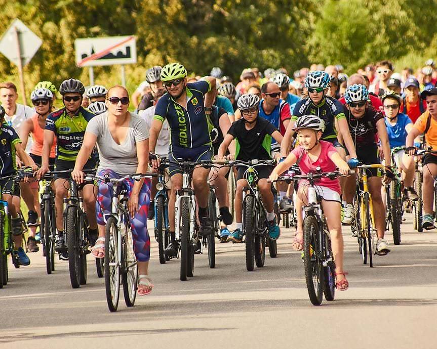 IV rajd rowerowy przejechał przez miejscowości Gminy Jedlicze