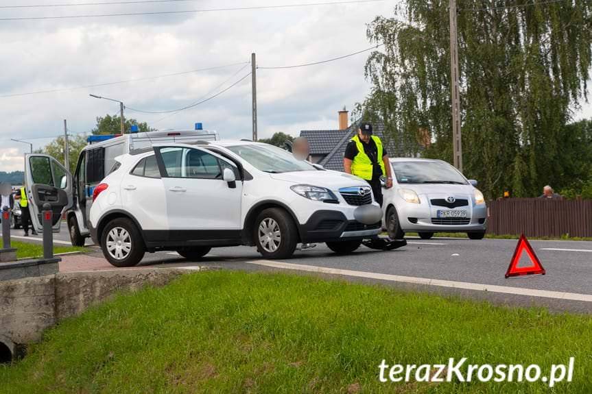 Zderzenie seata i opla na Rzeszowskiej