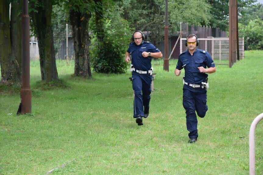 Funkcjonariusz z Krosna jednym z najlepszych policjantów ruchu drogowego w województwie