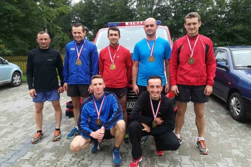 Strażacy z Krosna wzięli udział w biegach przełajowych