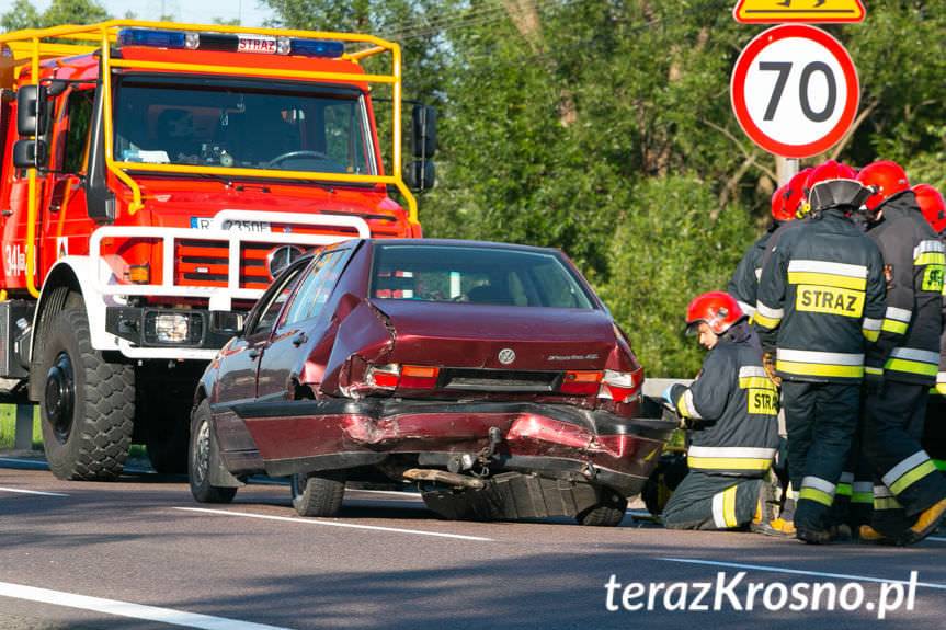 Zderzenie dwóch volkswagenów w Iskrzyni
