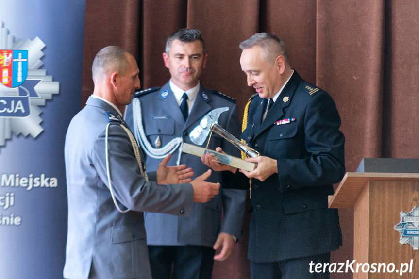 Święto Policji w Krośnie. Mundurowi odebrali awanse