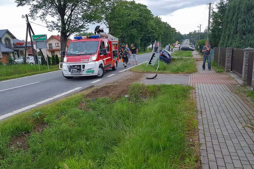 Uderzył w betonowy mostek