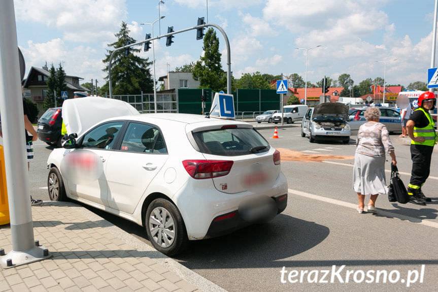 Wypadek z udziałem samochodu nauki jazdy