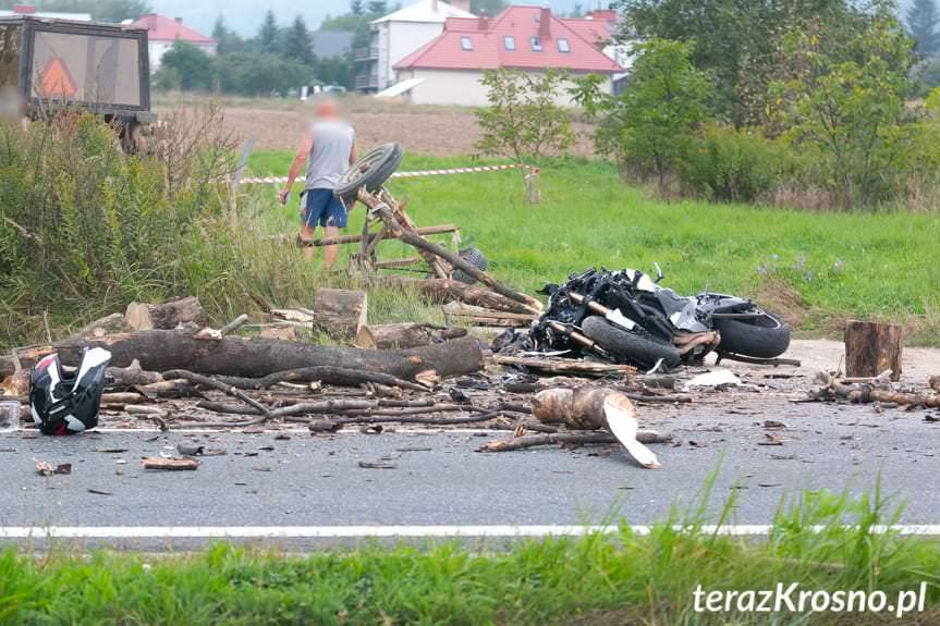 Wypadek w Warzycach. Nie żyje 29-letni motocyklista