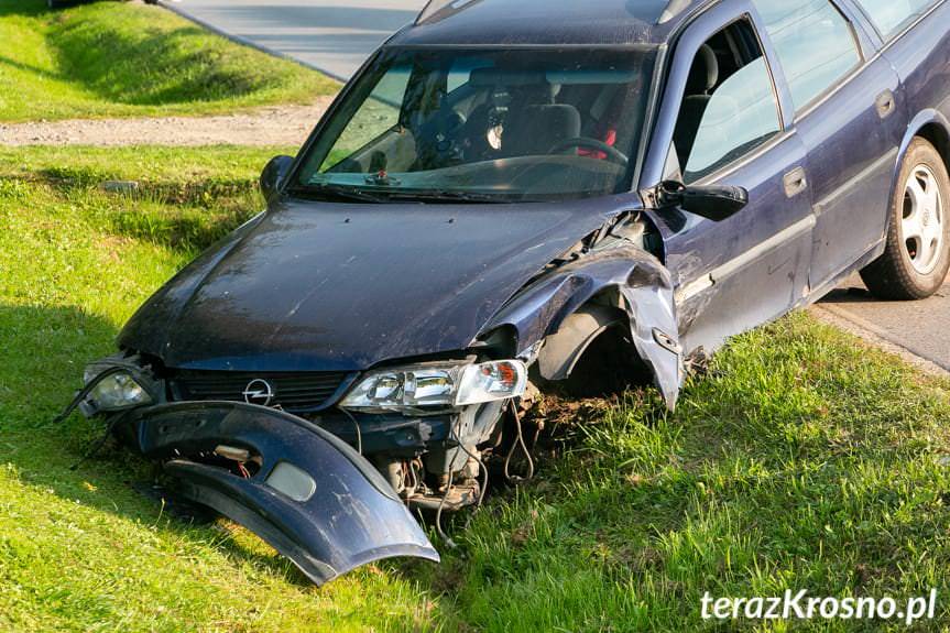 Zderzenie opla i audi w Łężanach