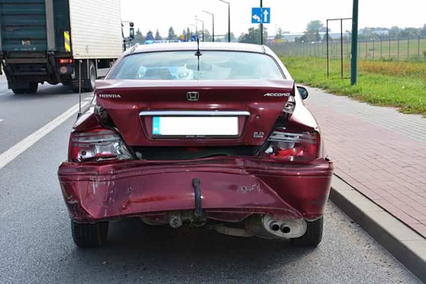 Zderzenie czterech samochodów na Zręcińskiej