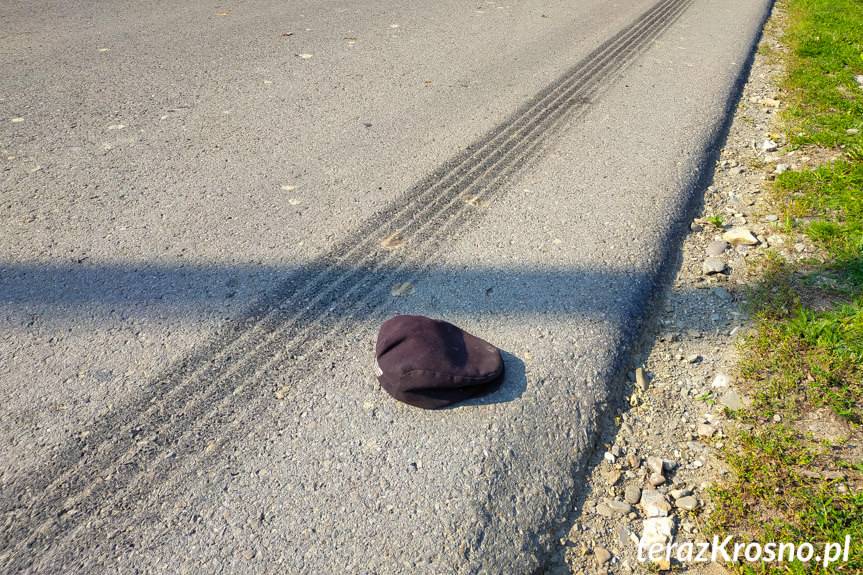 Rowerzysta wjechał wprost pod ciężarówkę