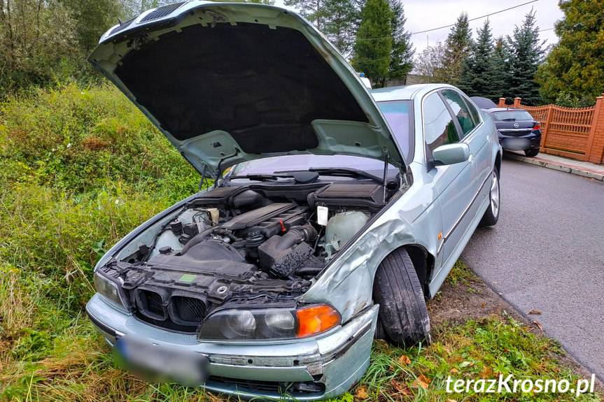 Wpadła w poślizg. Zderzyła się z bmw