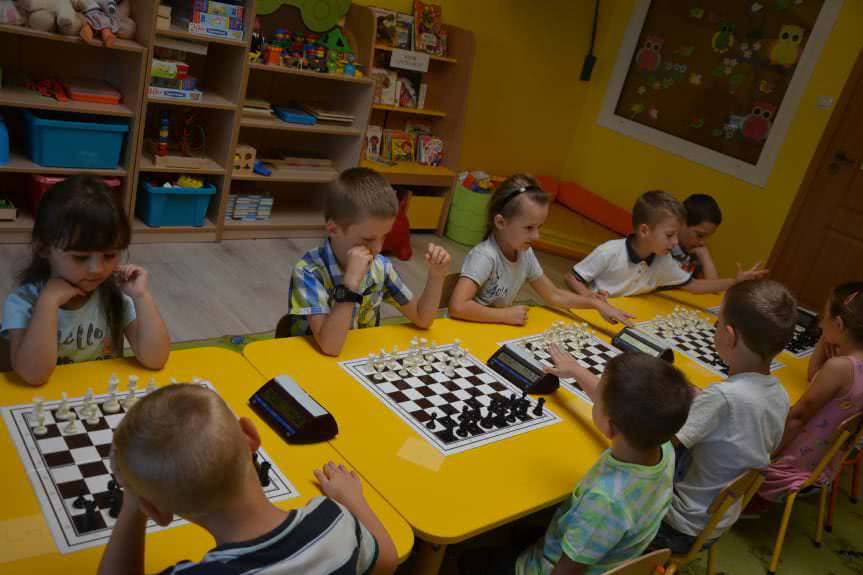 Przedszkolaki grały w szachy