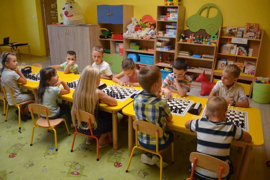 Przedszkolaki grały w szachy